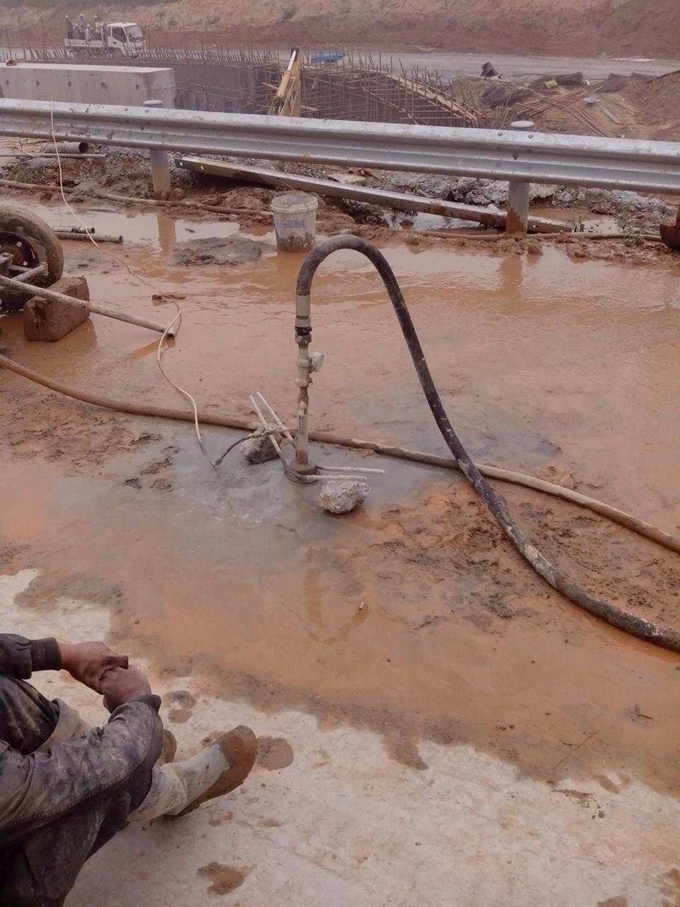 汉南路基压密注浆